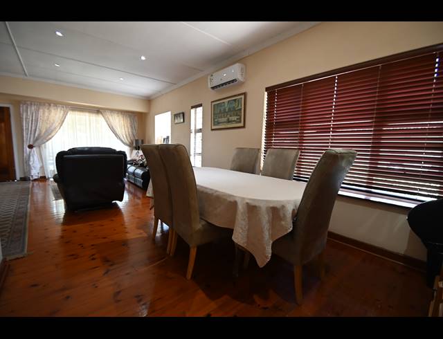 4 BEDROOM HOUSE FOR SALE IN SHERWOOD